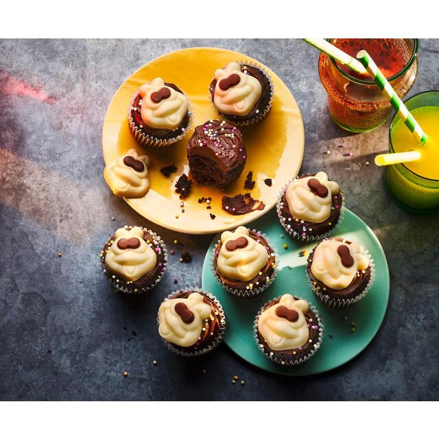 M&S 9 Mini Colin the Caterpillar Party Cakes thumbnail 3