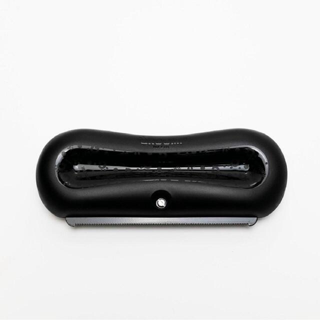 Groomi Deshedding and Undercoat Brush for Cats, Dogs and Horses thumbnail 3