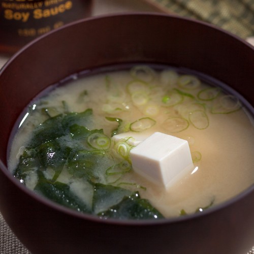 Kikkoman Instant Miso Soup with Tofu thumbnail 4