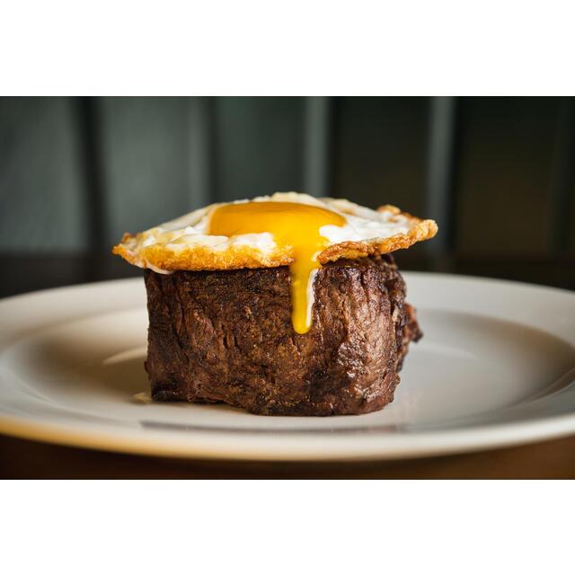 Hawksmoor Centre-Cut British Fillet Steak thumbnail 5