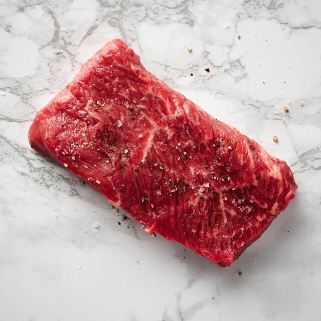 Canvin and Gunner British Beef Denver Chuck Steak thumbnail 3