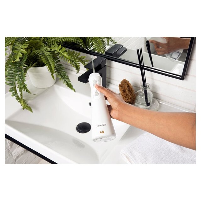 Waterpik Cordless Plus WP-490UK White thumbnail 3