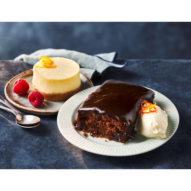 M&S Gastropub 2 Classic Vanilla Cheesecakes Dessert thumbnail 4