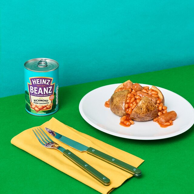 Heinz Tinned Baked Beans & Richmond Sausages thumbnail 3