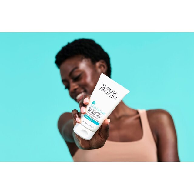 Super Facialist Vegan Collagen Brightening Gel Cleanser thumbnail 2