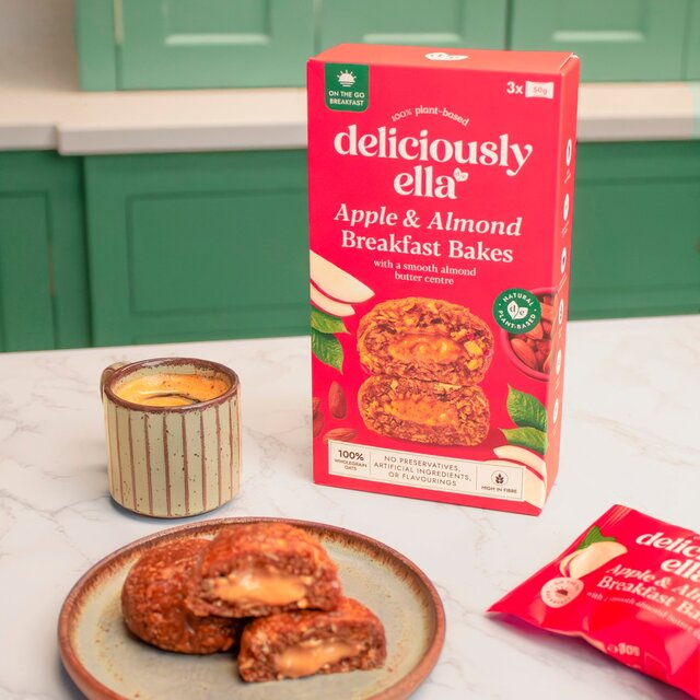 Deliciously Ella Apple & Almond Breakfast Bakes thumbnail 5