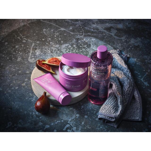 M&S Soothing Bath Soak Fig & Lotus Flower thumbnail 3