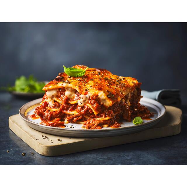 M&S Gastropub Slow Cooked Beef & Cornish Cove Rarebit Lasagne Main for Two thumbnail 3