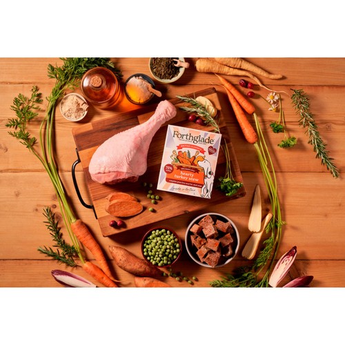 Forthglade Turkey Stew Complete Natural Grain Free Adult Wet Dog Food 395g thumbnail 5