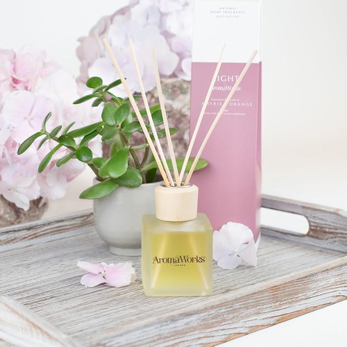 AromaWorks Wax Lyrical Reed Diffuser Amyris & Orange  thumbnail 3