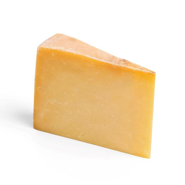 Daylesford Organic Cheddar thumbnail 2