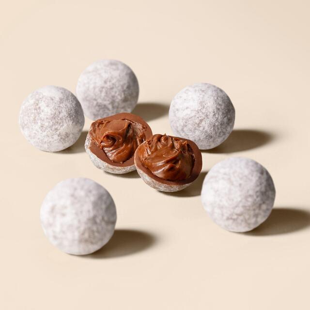 Hotel Chocolat Champagne Truffles Selector thumbnail 2
