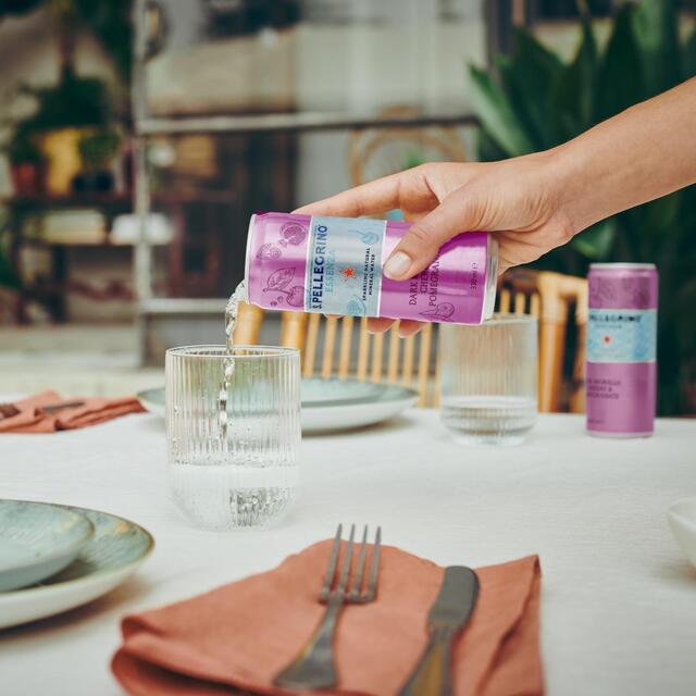 San Pellegrino Essenza Sparkling Water Cherry & Pomegranate thumbnail 6