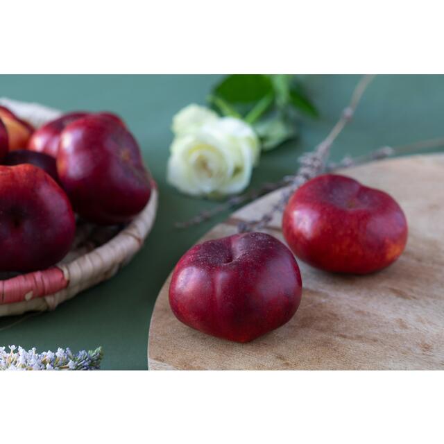 Ondine Ripen at Home Flat Nectarine thumbnail 3