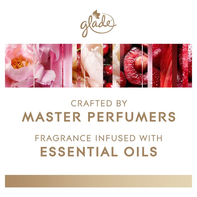 Glade Large Scented Candle, Peony & Cherry thumbnail 4