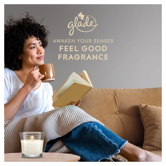Glade Small Scented Candle, Vanilla thumbnail 7
