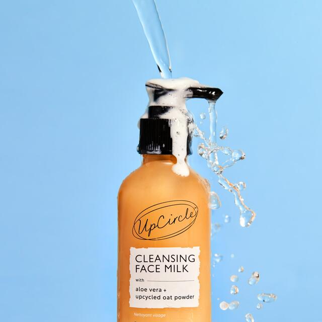 UpCircle Cleansing Face Milk with Aloe Vera + Oat Powder thumbnail 2
