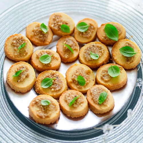 Sacla' Black Truffle Pesto thumbnail 6