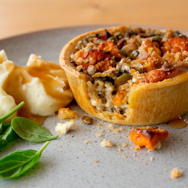 Higgidy Roasted Sweet Potato, Spinach & Feta Pie thumbnail 2
