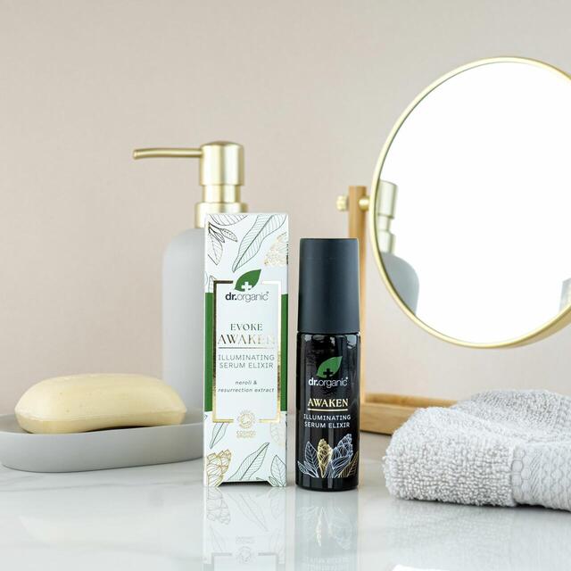 Dr Organic Evoke Awaken Illuminating Serum Elixir thumbnail 6