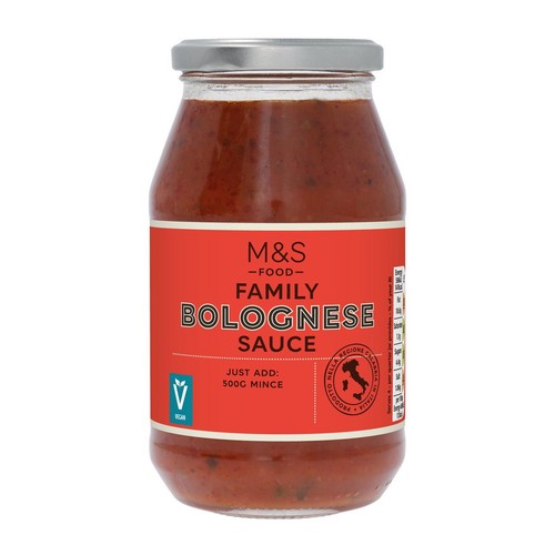 M&S Family Bolognese Sauce thumbnail 2