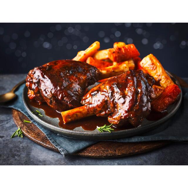 M&S Collection 2 Slow Cooked Lamb Shanks & Root Vegetables thumbnail 3