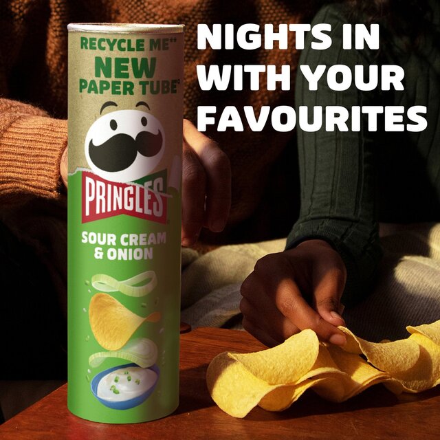 Pringles Sour Cream & Onion Sharing Crisps thumbnail 5