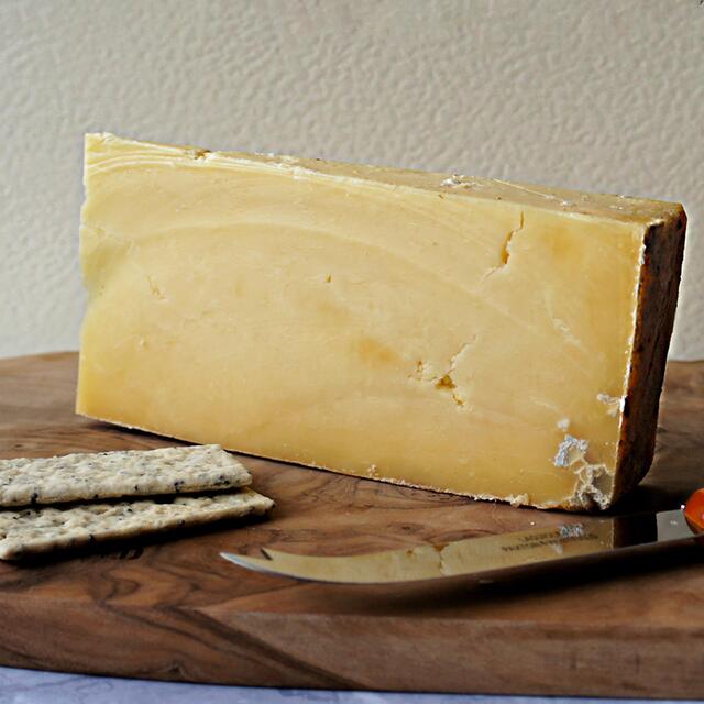 Paxton & Whitfield Pitchfork Cheddar thumbnail 2