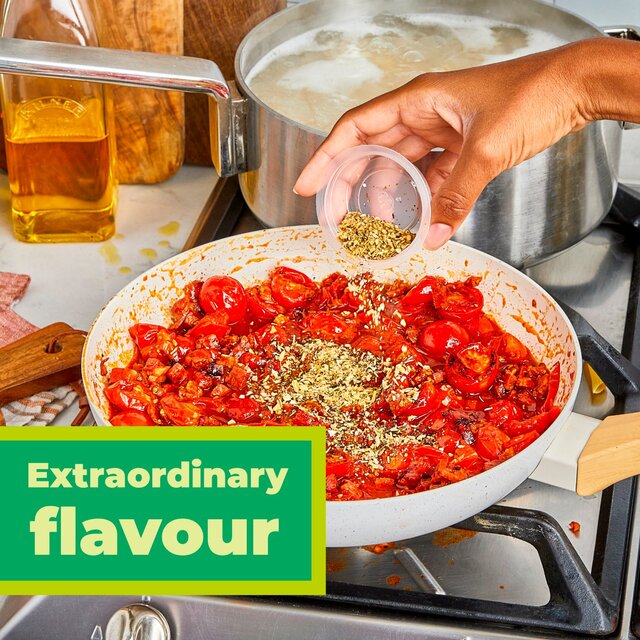 Simply Cook Creamy Chorizo Penne thumbnail 3