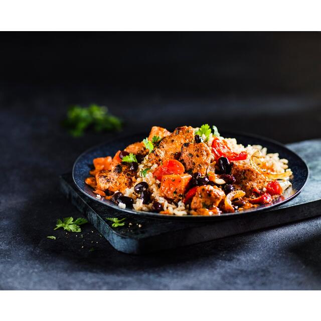 M&S High Protein Buffalo Chicken thumbnail 3