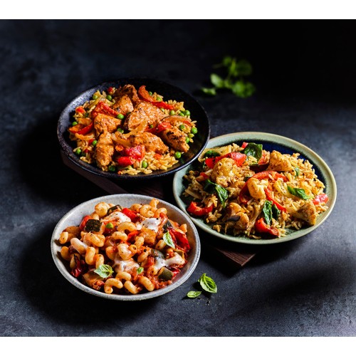 M&S Count On Us Roasted Vegetable Mozzarella & Tomato Pasta thumbnail 3
