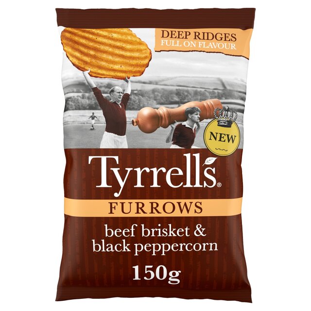 Tyrrells Furrows Beef Brisket & Black Peppercorn Sharing Crisps