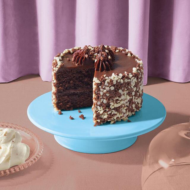 M&S Extremely Chocolatey Chocolate Gift Cake thumbnail 3