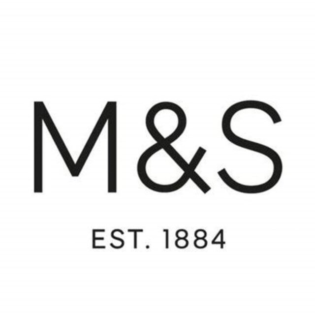 M&S Ultimate Cookies & Cream Cake thumbnail 5