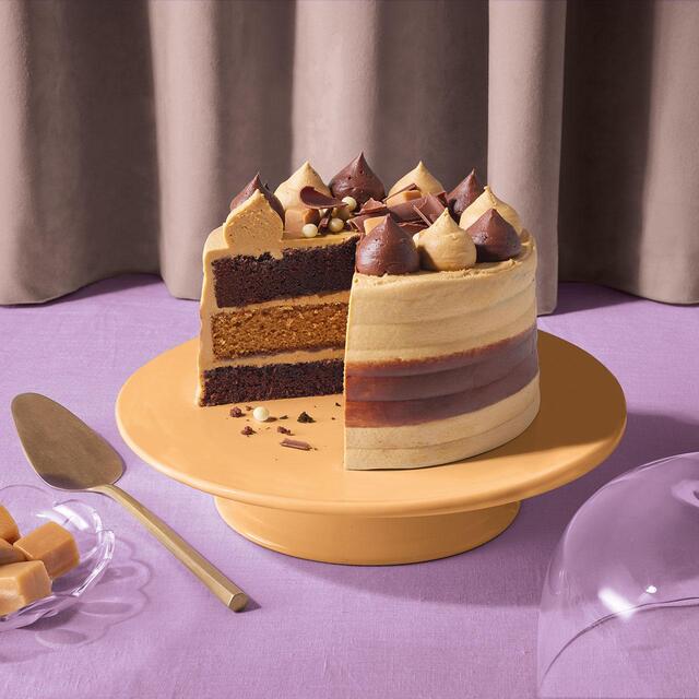 M&S Chocolate & Caramel Millionaire Cake thumbnail 3