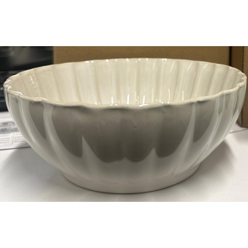 M&S Scallop Cereal Bowl, Natural thumbnail 2