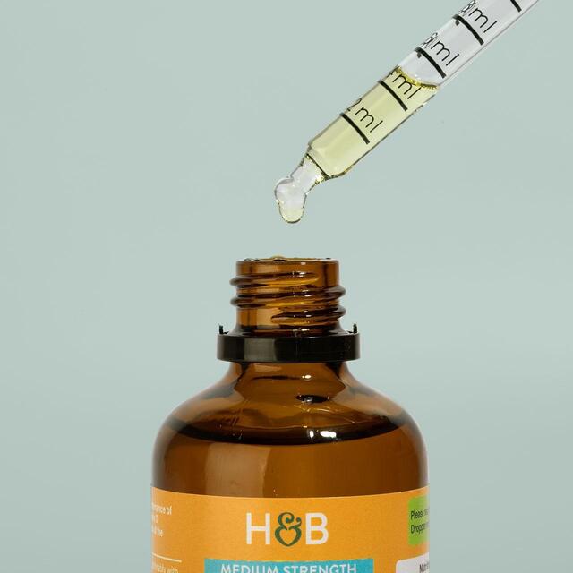 Holland & Barrett Vitamin D 400 I.U. 10ug thumbnail 2