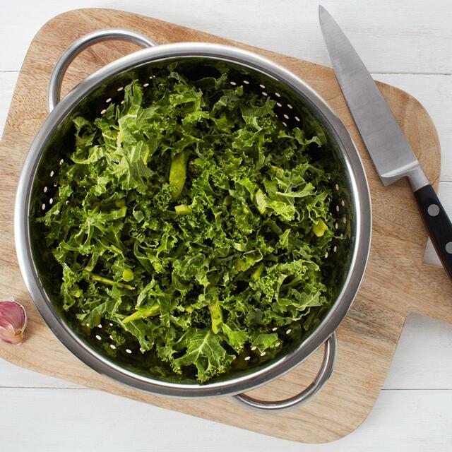 Ocado Sliced Kale thumbnail 3