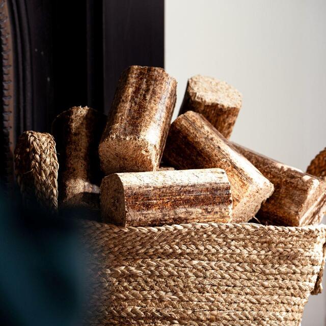 WillowWarm Wood Briquettes thumbnail 6