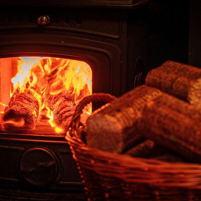 WillowWarm Wood Briquettes thumbnail 7