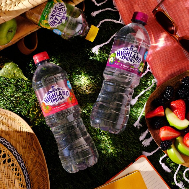 Highland Spring Strawberry Flavoured Still Water thumbnail 5