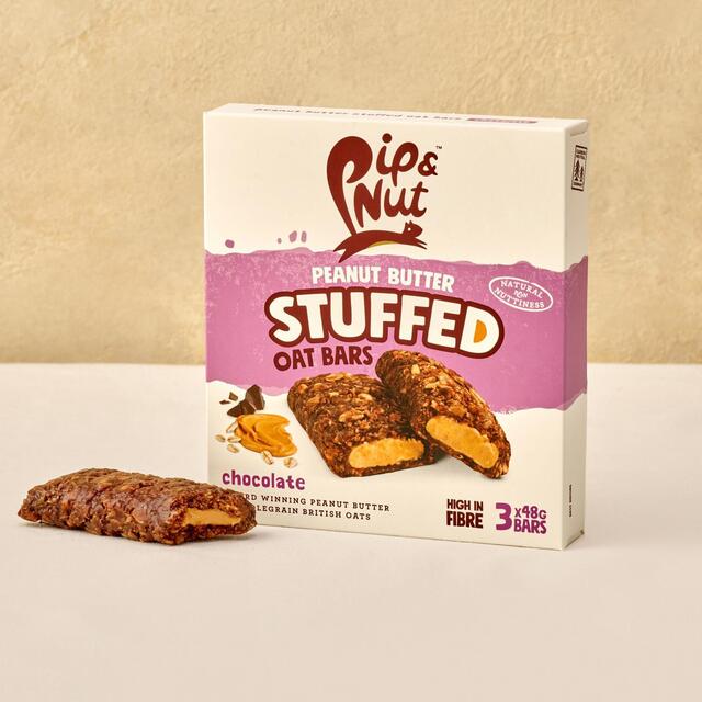 Pip & Nut Peanut Butter Stuffed Oat Bar Chocolate thumbnail 3