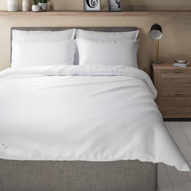 M&S Pure Cotton Waffle Bedding Set, Single-King, White thumbnail 4