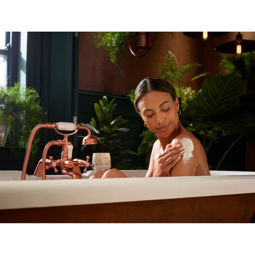 Sanctuary Spa Golden Sandalwood Natural Oils Sand and Salt Scrub thumbnail 4