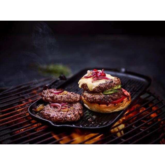 M&S 4 Smashed Beef Burgers thumbnail 4