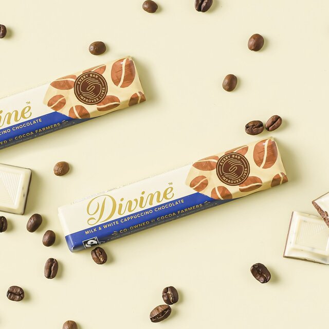 Divine Milk & White Chocolate Cappuccino Bar thumbnail 6