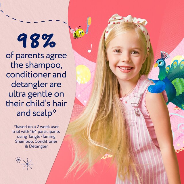 Childs Farm Tangle Taming Conditioner Strawberry & Mint thumbnail 6