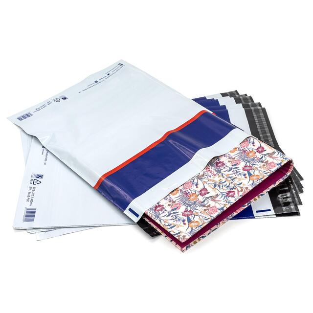 Pukka Pad Size 4 White Poly Mail Bag- 320mm x 440mm + 40mm thumbnail 2