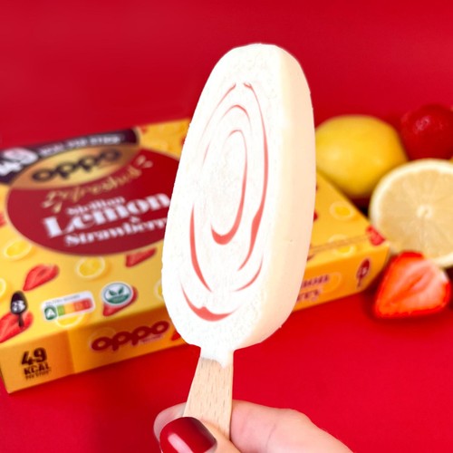 Oppo Refreshed Lemon & Strawberry Low Calorie Sorbetto Sticks thumbnail 5