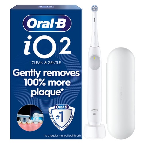 Oral-B iO2 Series Simple White + Travel Case